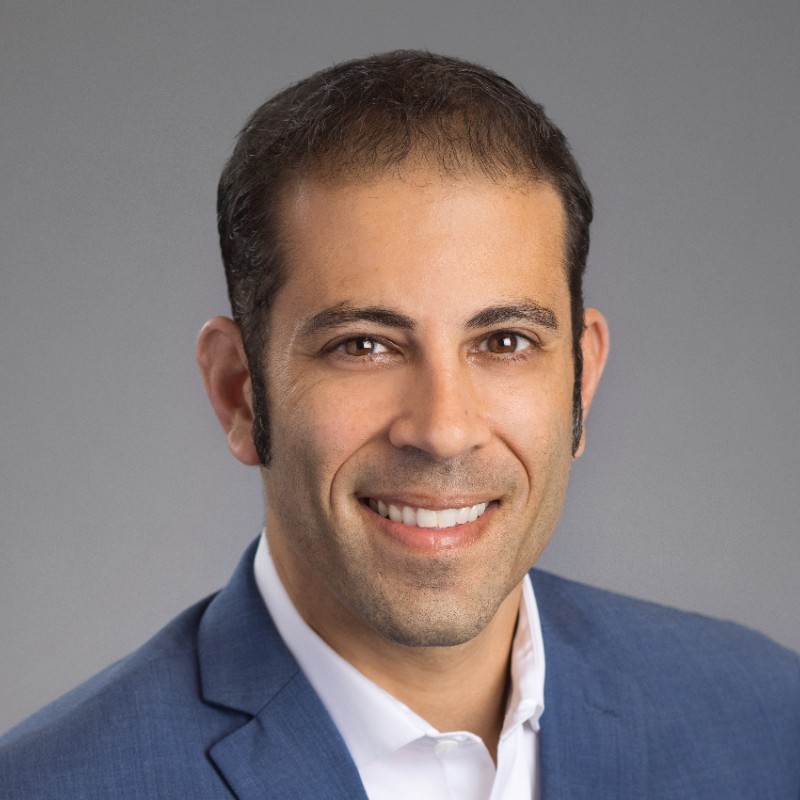Jorge Aldecoa, Broker