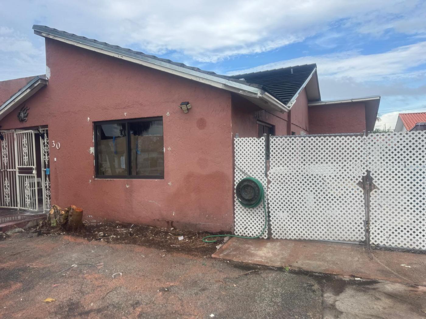 30 SW 116 Ave